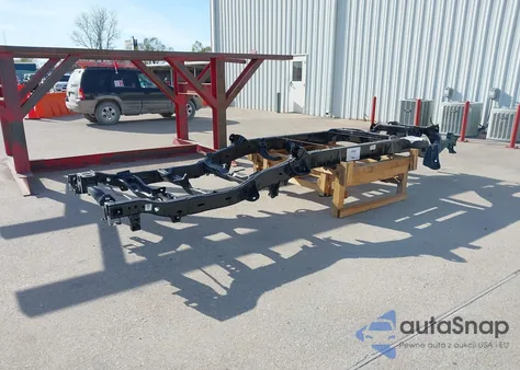 2025 Toyota Tacoma Sr z USA, uszkodzony, nr VIN 3TYLD5KN0ST013343